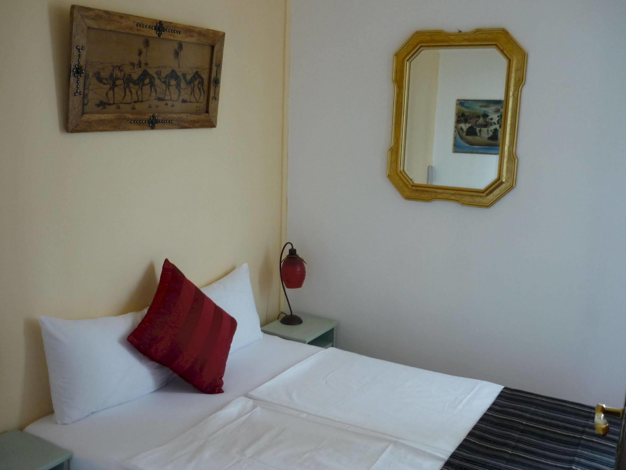 Logis Hotel Villa Victorine Nice Bagian luar foto